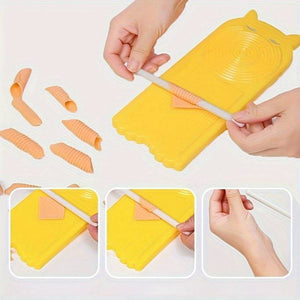 Plastic Pastry Board, Easy Rolling And Sealing, For Noodles (random Color)